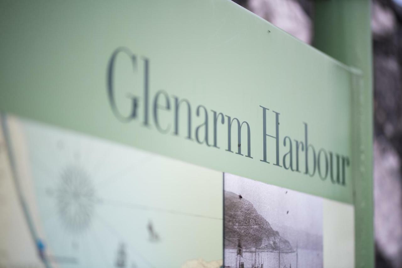 Glenarm Castle Ocean View Pods Hotel Exterior foto